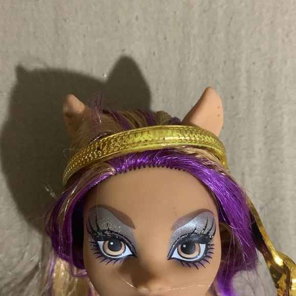 13 Wishes Clawdeen Wolf doll - Picture 7 of 10